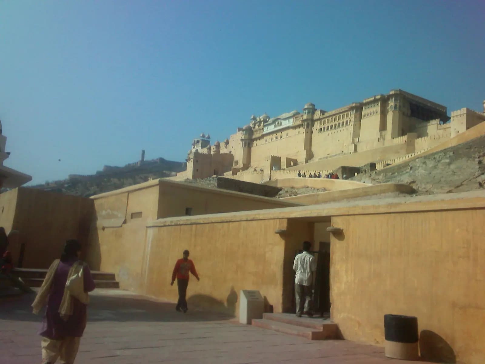 Amber Fort on its ridge above Maota lake near Jaipur, Rajasthan